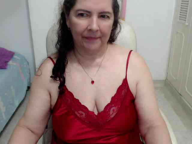 leonela-68 webcam