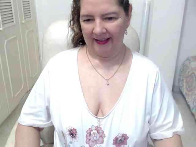 leonela-68