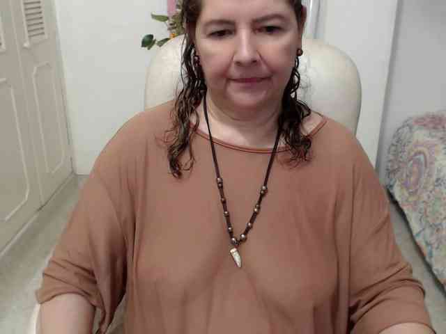 leonela-68 webcam