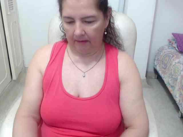 leonela-68