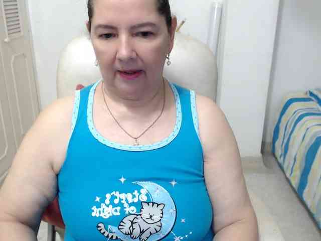 leonela-68 webcam
