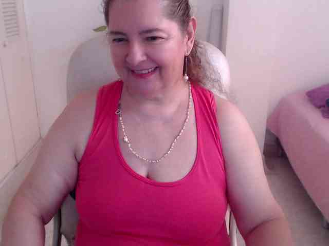 leonela-68 webcam