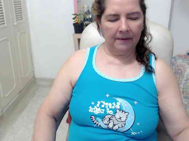 leonela-68 leonela-68