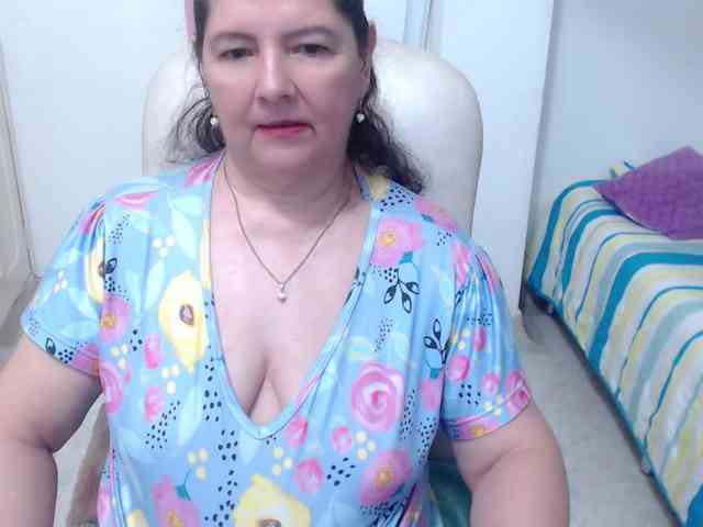 leonela-68 webcam