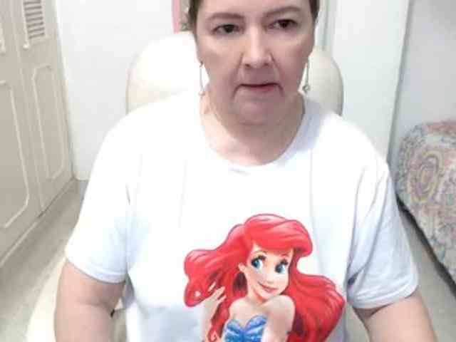 leonela-68 webcam