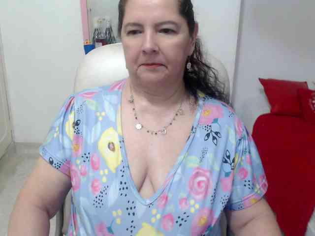 leonela-68 webcam