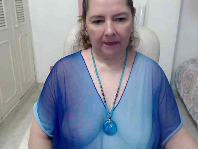leonela-68 webcam