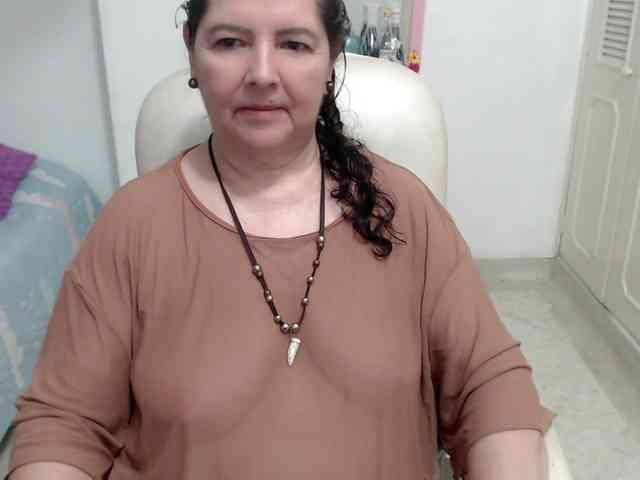 leonela-68 webcam