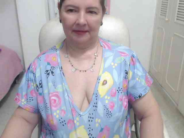 leonela-68 webcam
