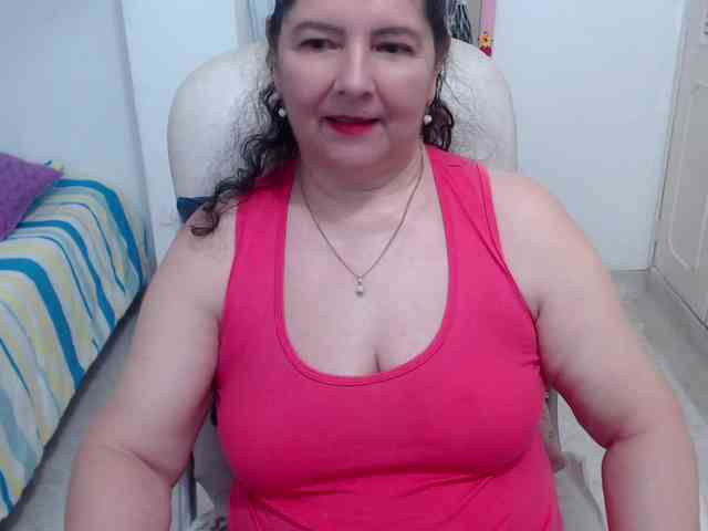 leonela-68 webcam
