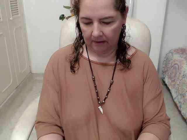 leonela-68 webcam