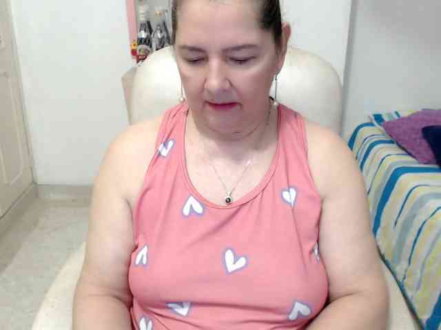 leonela-68