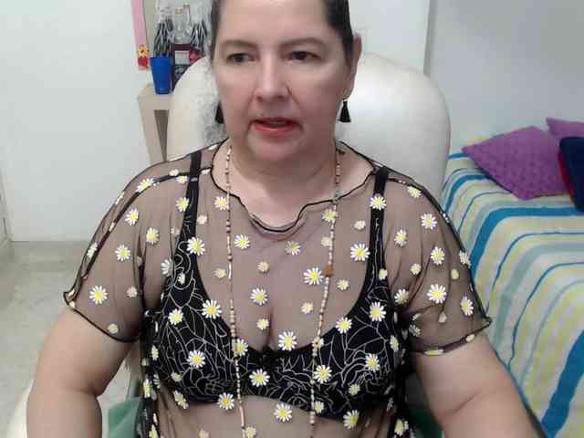 leonela-68 webcam