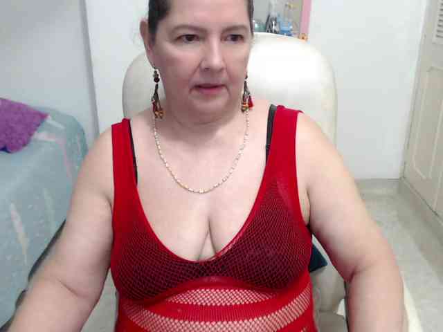 leonela-68 webcam