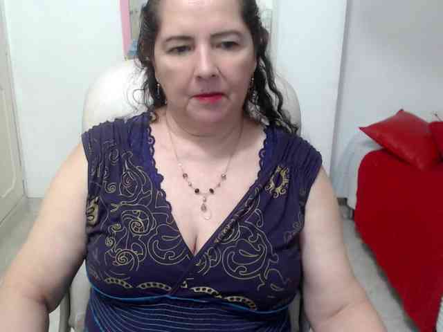 leonela-68 webcam