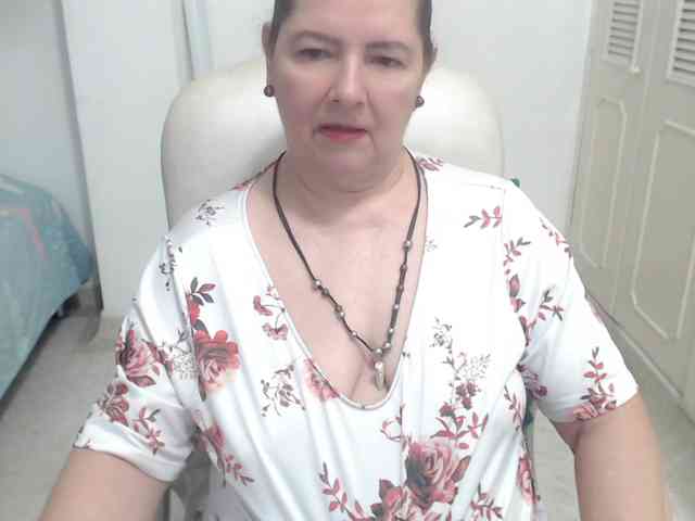 leonela-68 leonela-68