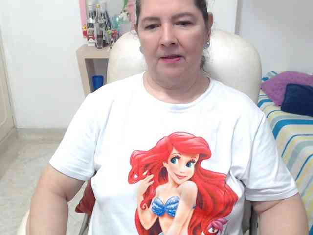 leonela-68