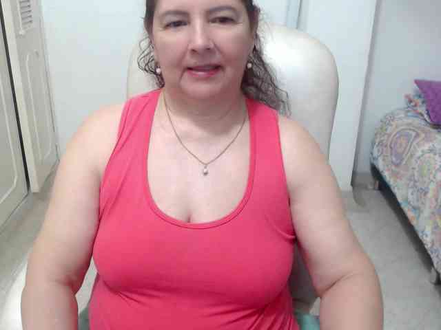 leonela-68
