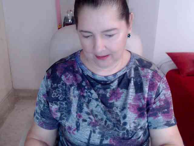 leonela-68 webcam