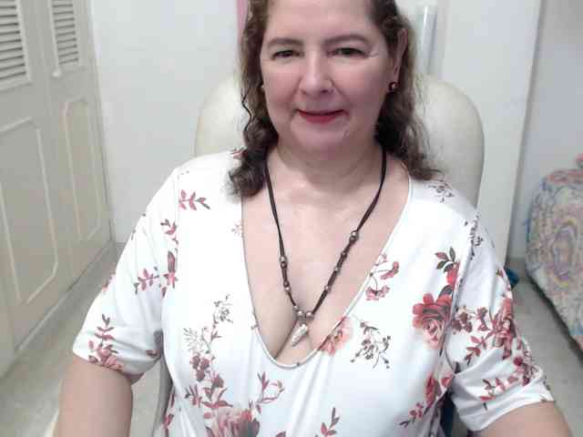 leonela-68 webcam