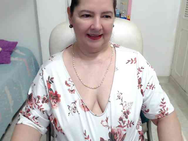 leonela-68 webcam