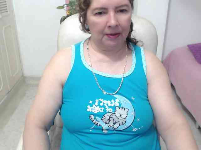 leonela-68 webcam