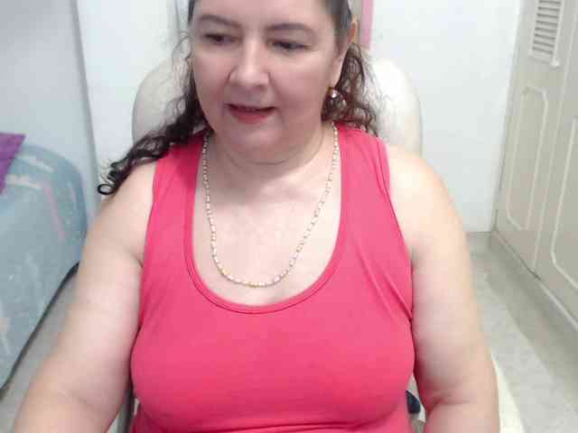 leonela-68 webcam