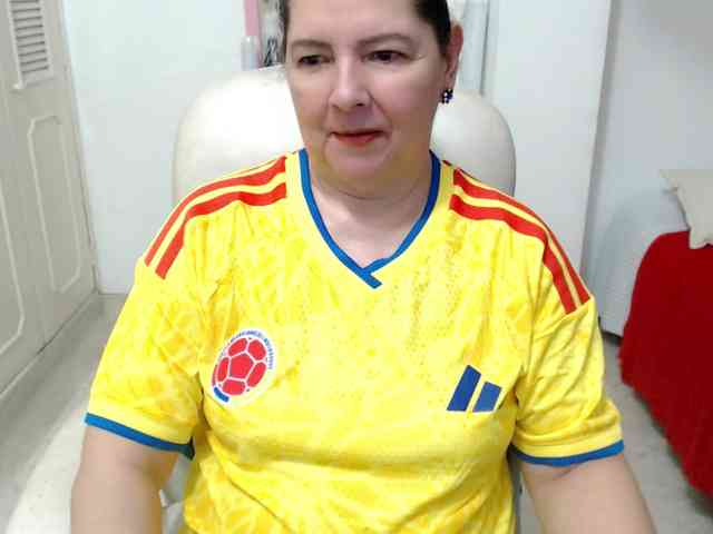 leonela-68