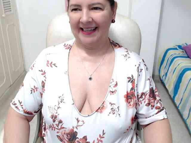 leonela-68