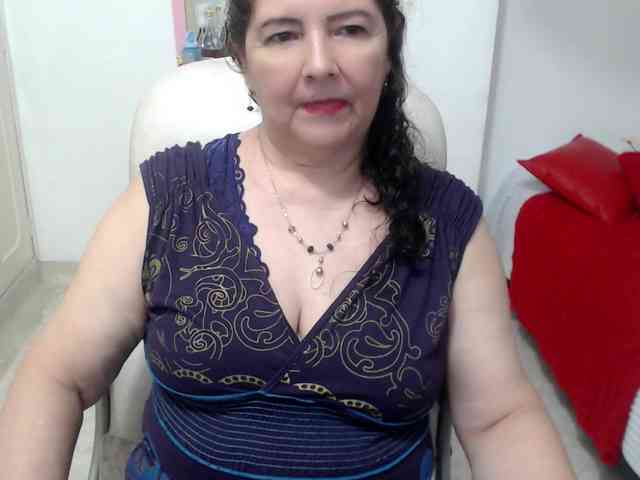 leonela-68 webcam