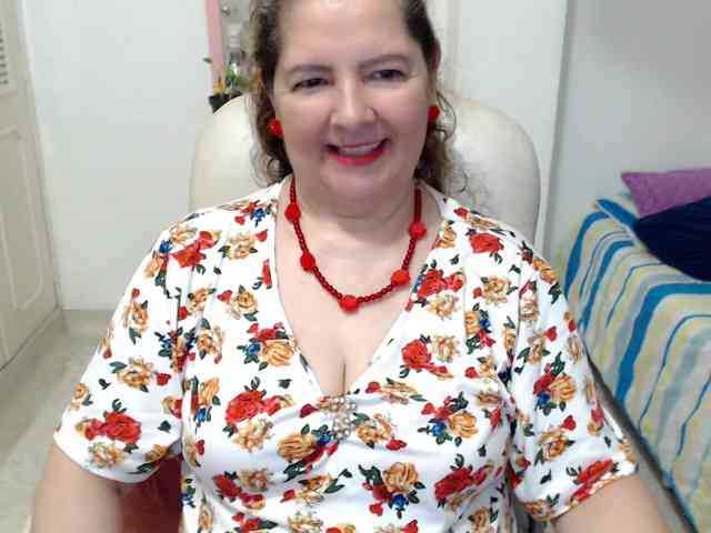 leonela-68