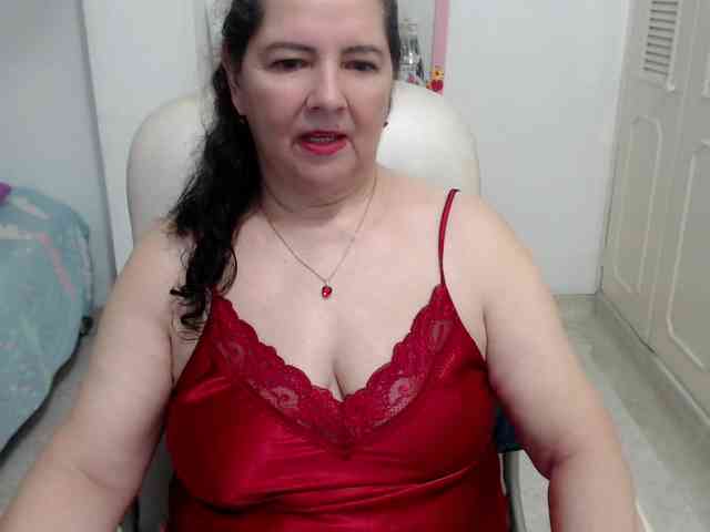 leonela-68