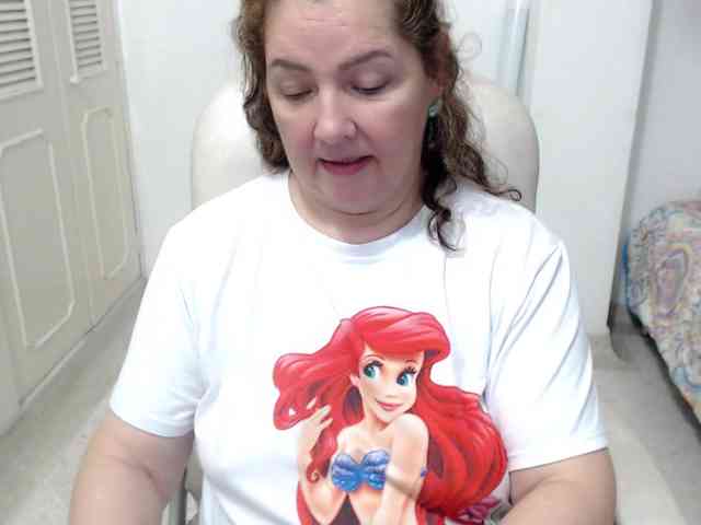 leonela-68 webcam