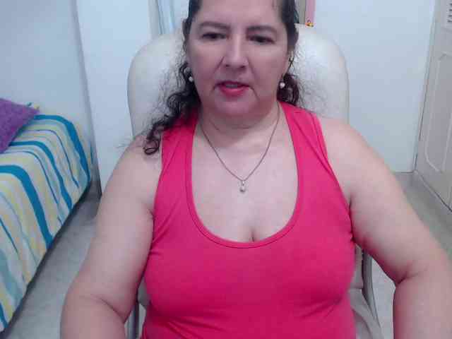 leonela-68