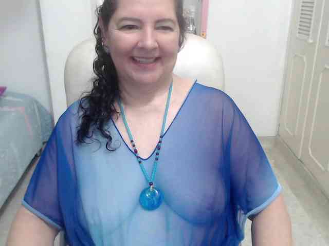 leonela-68 webcam