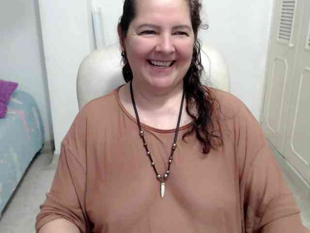 leonela-68 webcam