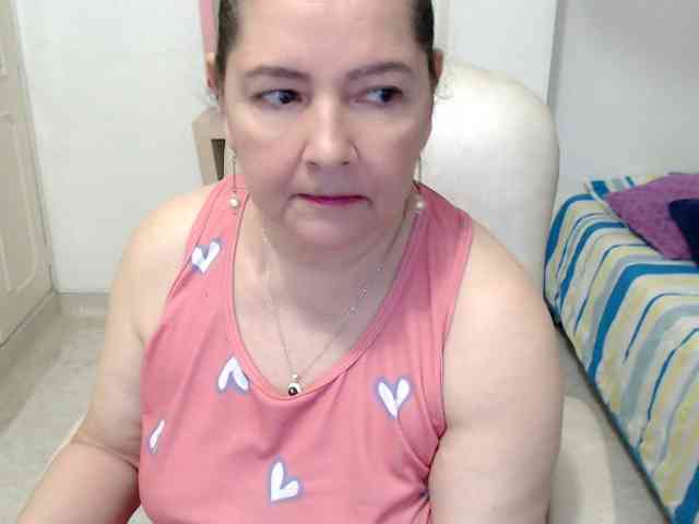 leonela-68