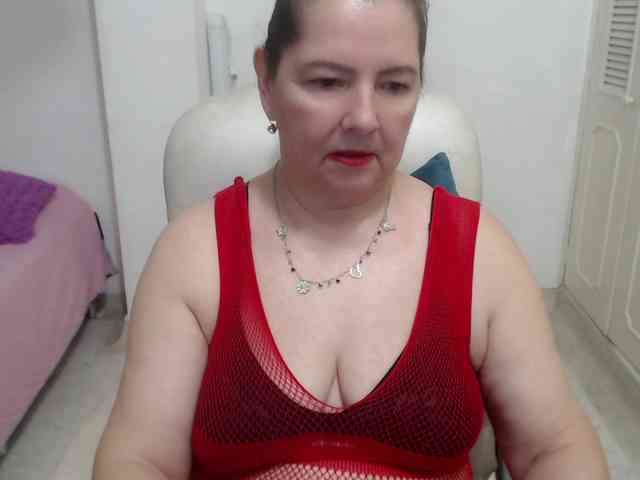 leonela-68 webcam