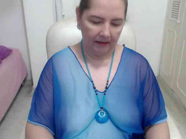 leonela-68 webcam