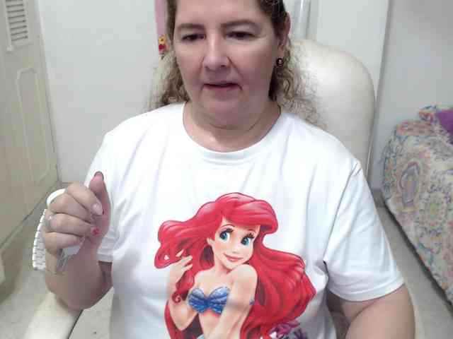 leonela-68 webcam