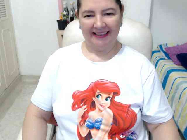 leonela-68