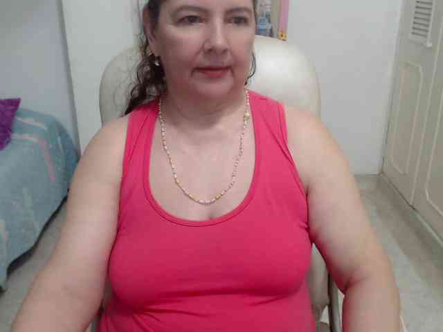 leonela-68 webcam