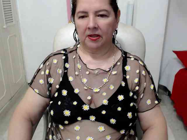 leonela-68 webcam