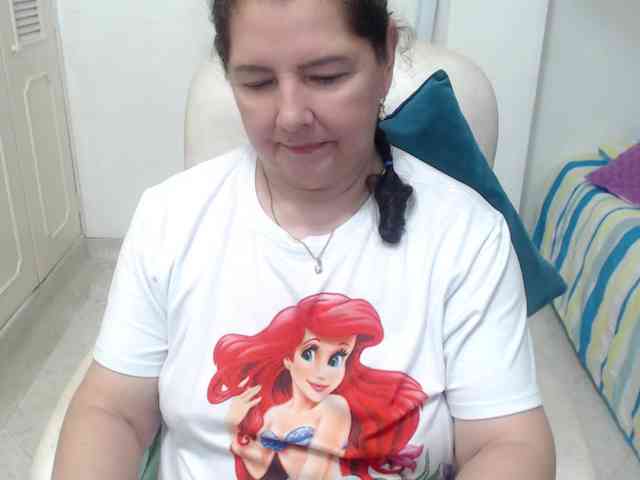 leonela-68