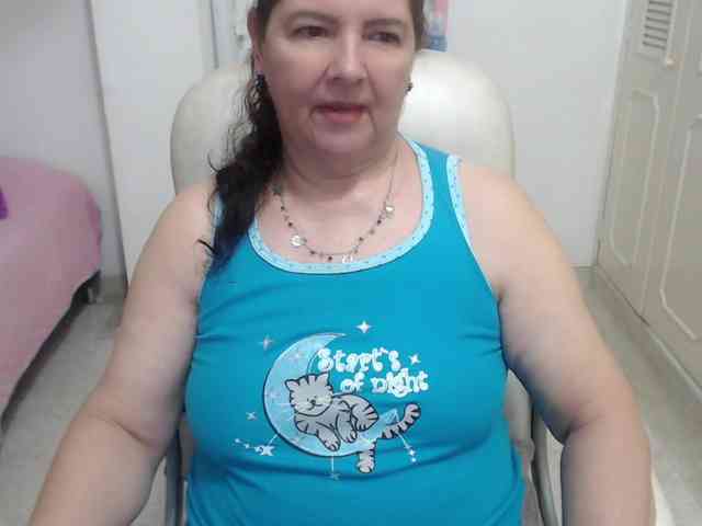 leonela-68 webcam