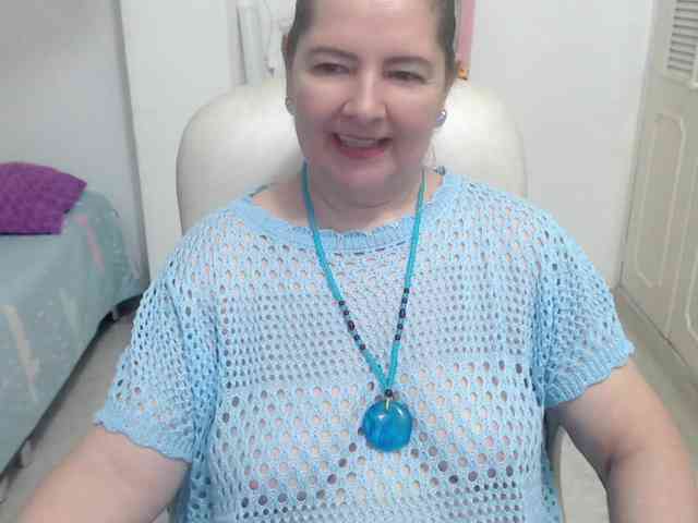 leonela-68 webcam