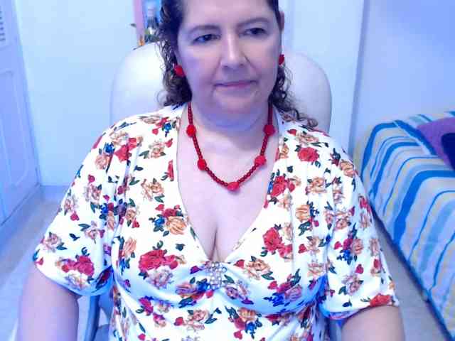 leonela-68