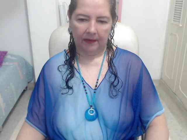 leonela-68