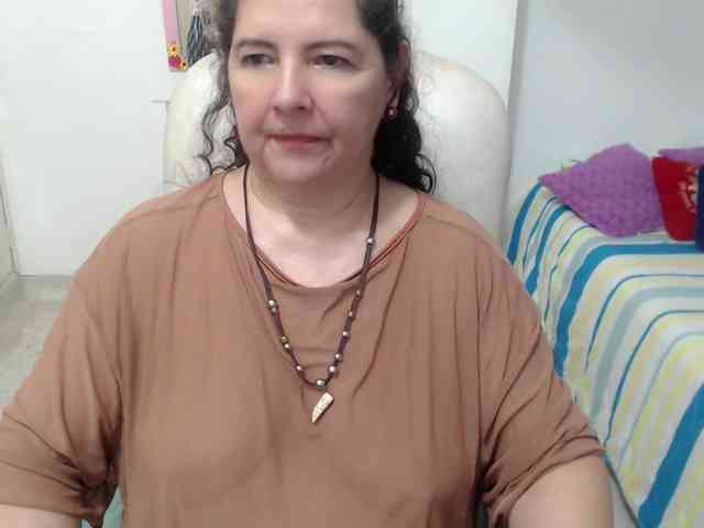 leonela-68 webcam
