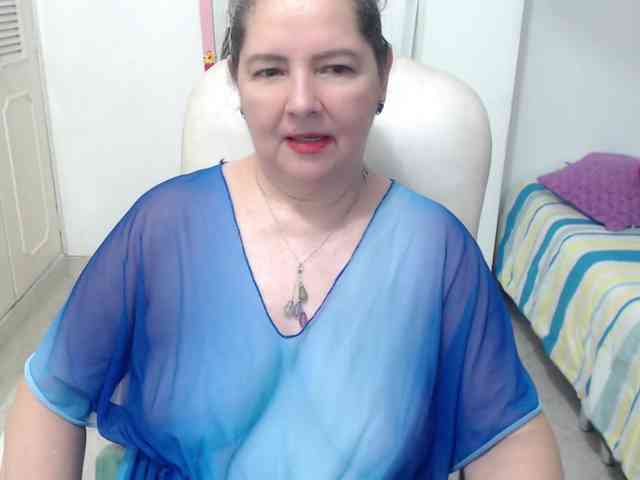 leonela-68 webcam